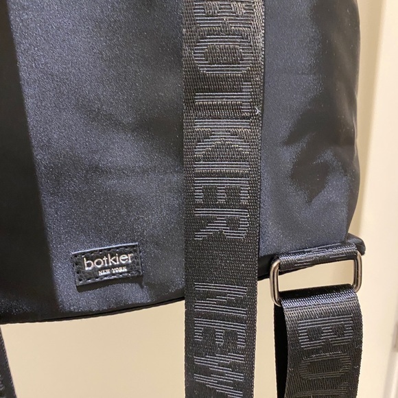 Black mini backpack - Picture 4 of 7